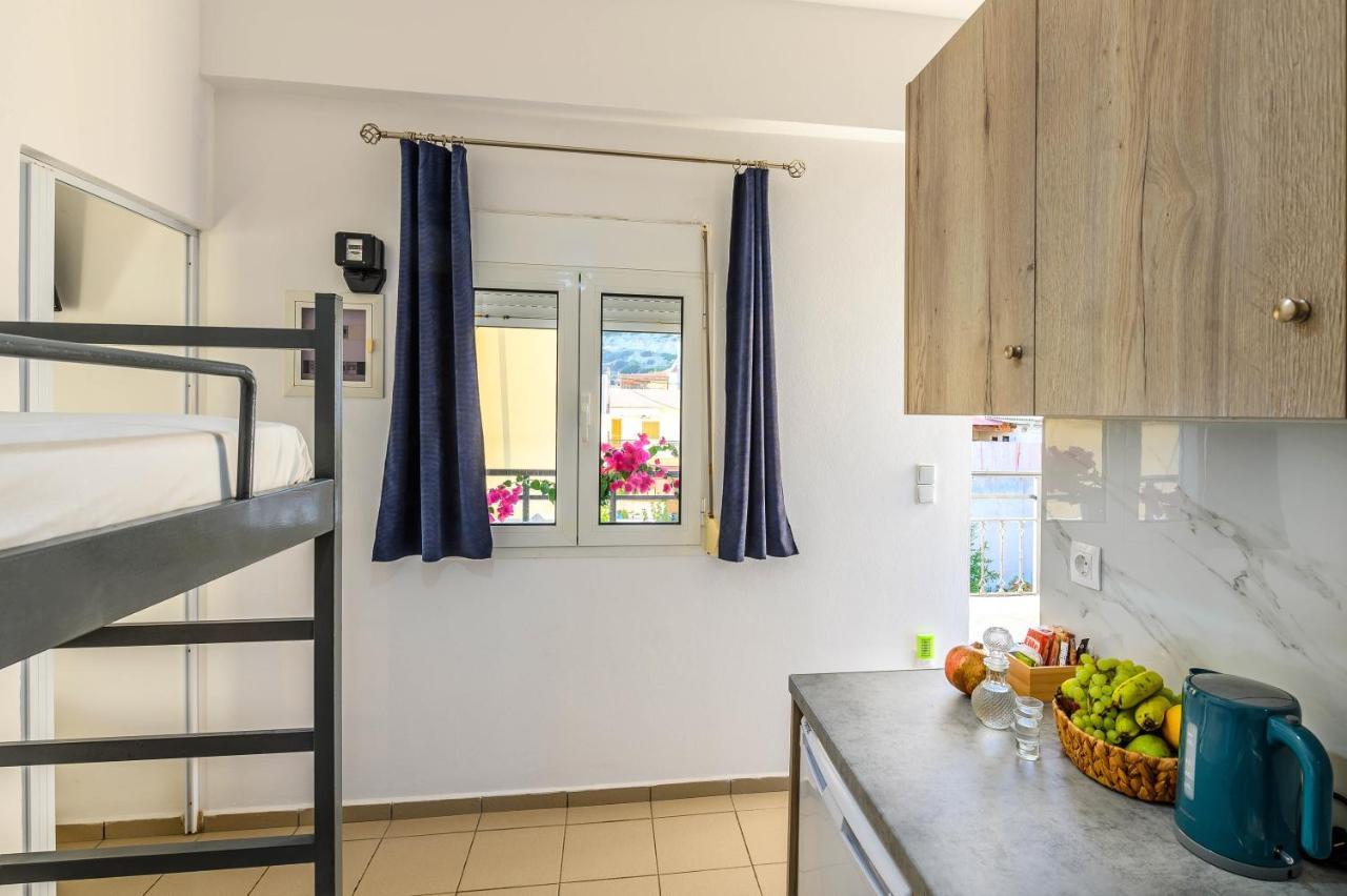 Soso'S Apartments -Vacations Next To The Beach Psari Forada Exterior foto